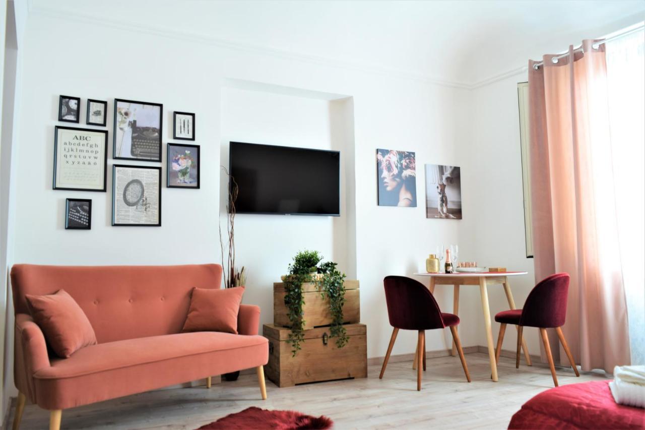 Le Moresche Apartment CTA Exteriör bild